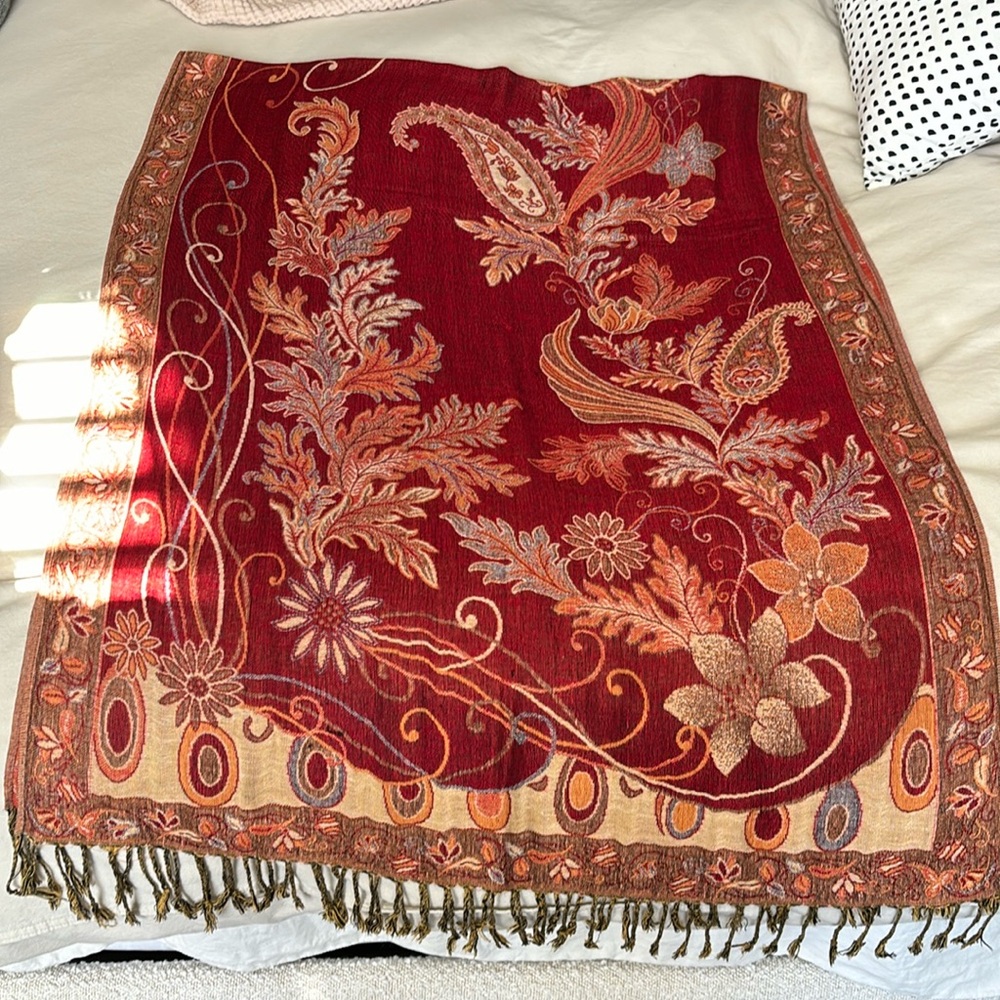 🇮🇹 Italian Pashmina - red, tan, orange threads❤️🧡
